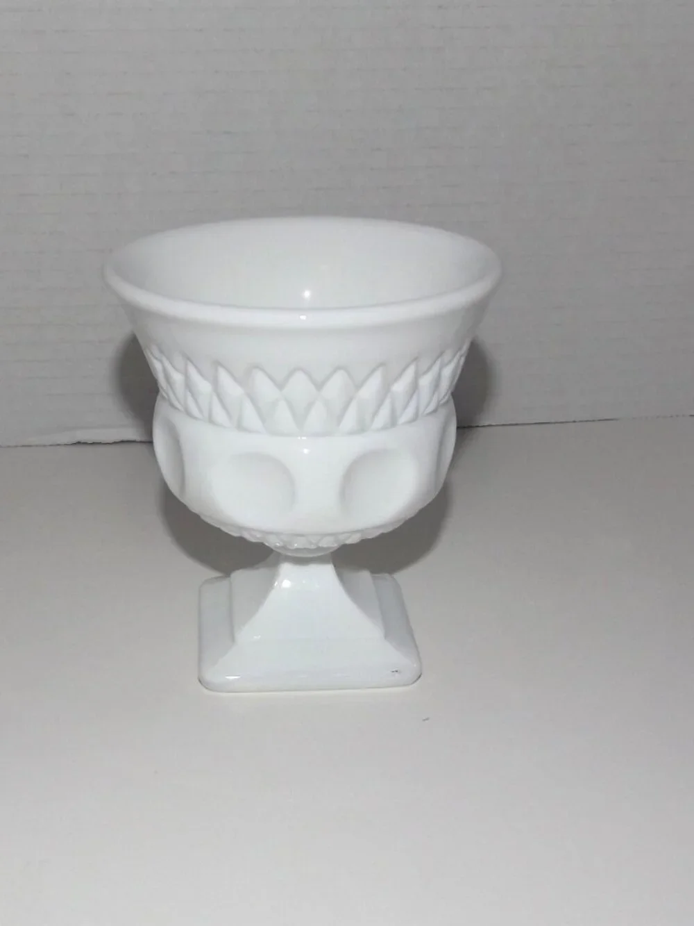 1957-58 McKee Plymouth Thumbprint White Milk Glass Creamer & Sugar Bowl